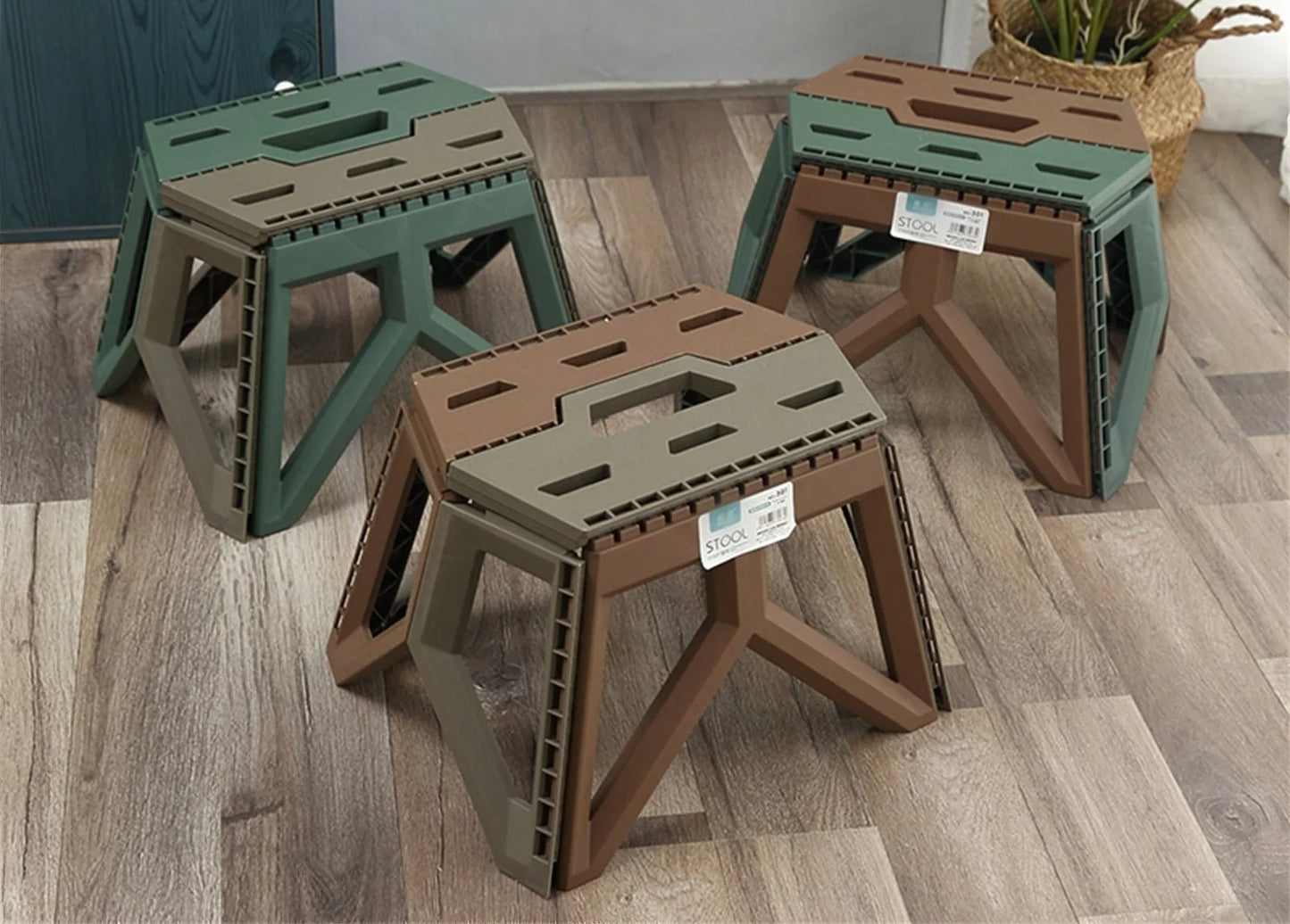 Compact Folding Outdoor Stool – High Load-Bearing Mini Chair for Camping, Beach, Hiking, Fishing, Lightweight Portable Seat Solution