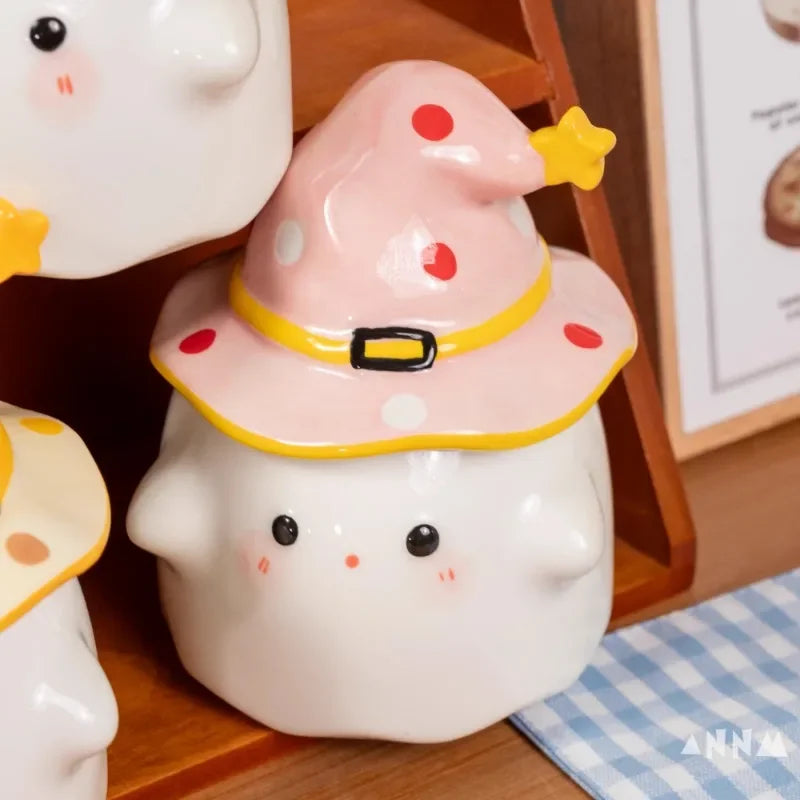 Funny Ghost Ceramic Mug – Spooky Coffee Cup with Lid for Halloween & Tea Time