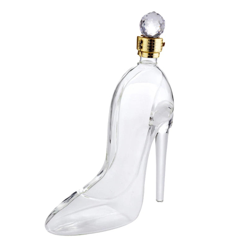 High-Heeled Red Wine Decanter – Stunning Glass Shoe Bottle with Sealed Lid for Whiskey, Wine, or Bar Display Elegance