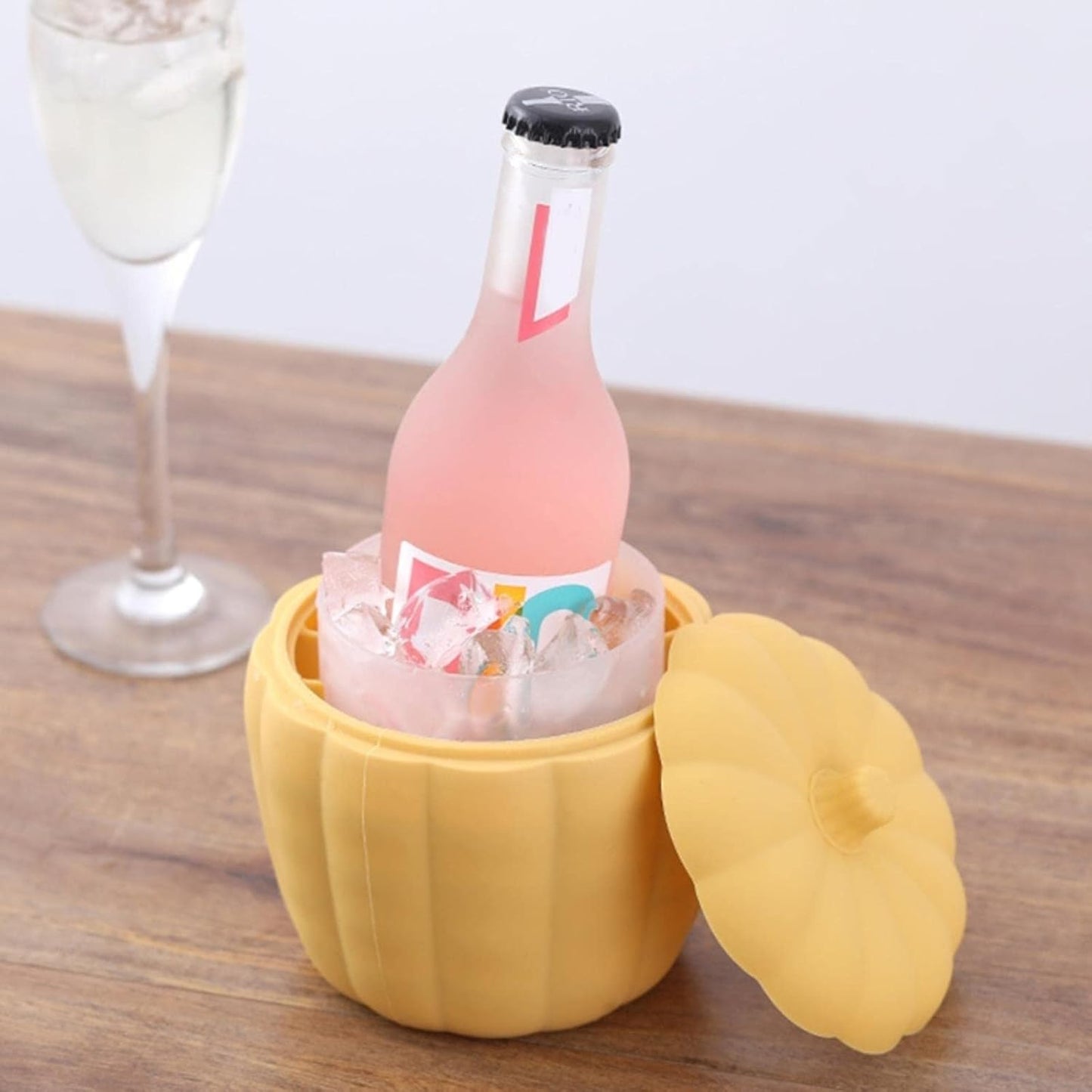 Double Layer Pumpkin Ice Bucket – Silicone Cube Tray and Lid for Party Drink Cooling, Liquor Chiller, and Halloween Decor