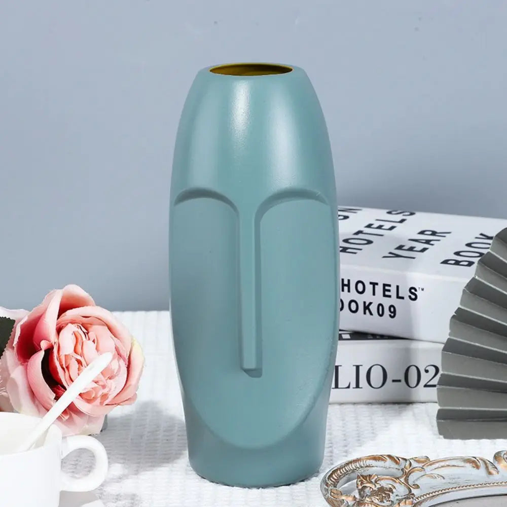 Abstract Face Nordic Plastic Flower Vase – Shatterproof Modern Pot for Bold Floral Displays & Artistic Home Styling