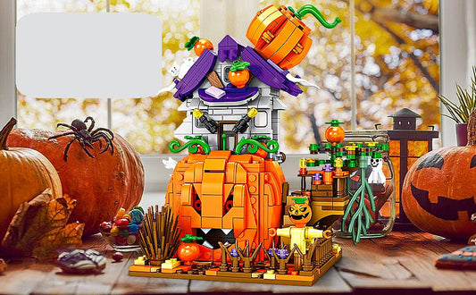 Halloween Decorative Cabin Building Block Model – ABS Creative Home Decor Toy, Spooky Block Set Gift for Kids and Families