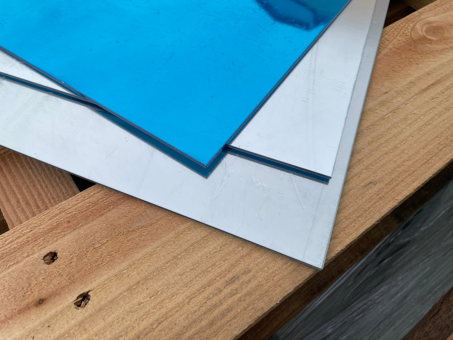 Silver Two-Way Mirror Panel – Double-Sided Acrylic PMMA Infinity Smart Surveillance Glass for Home and Commercial Use