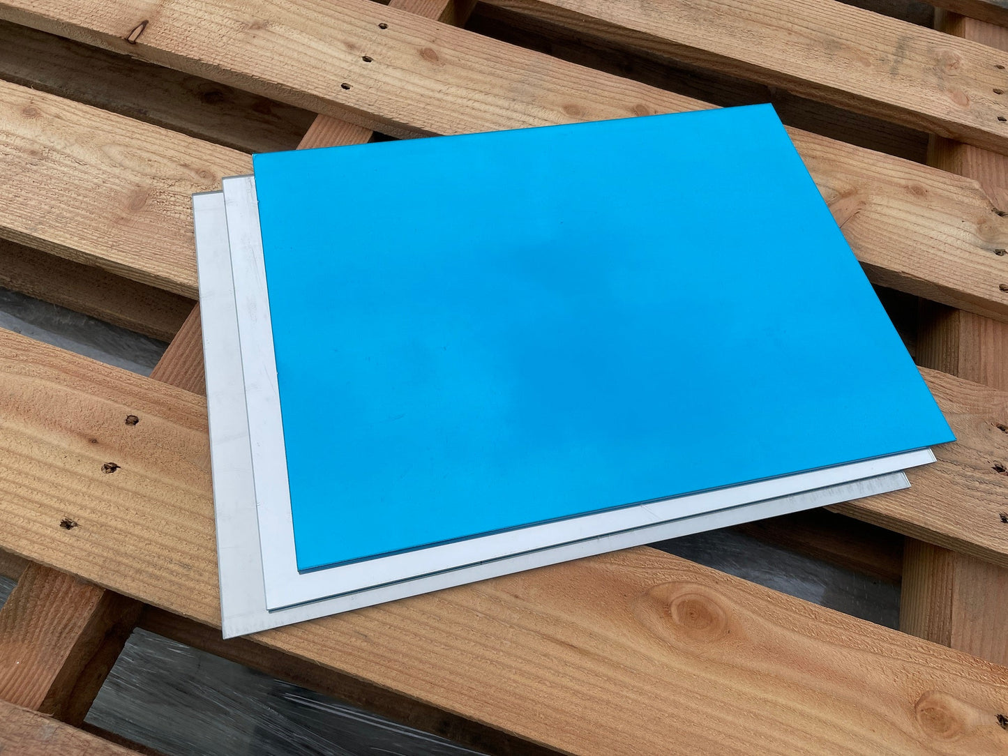 Silver Two-Way Mirror Panel – Double-Sided Acrylic PMMA Infinity Smart Surveillance Glass for Home and Commercial Use