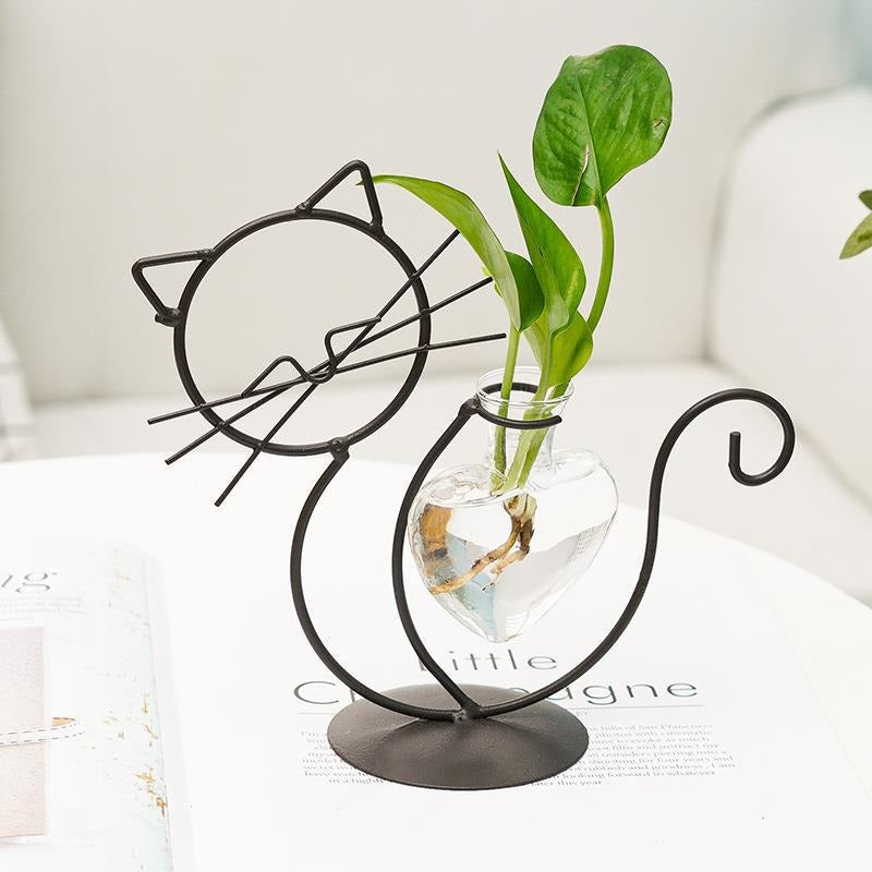 Heart-Shaped Cat Iron Flower Vase – Creative Hydroponic Glass Planter for Dining Table & Home Décor