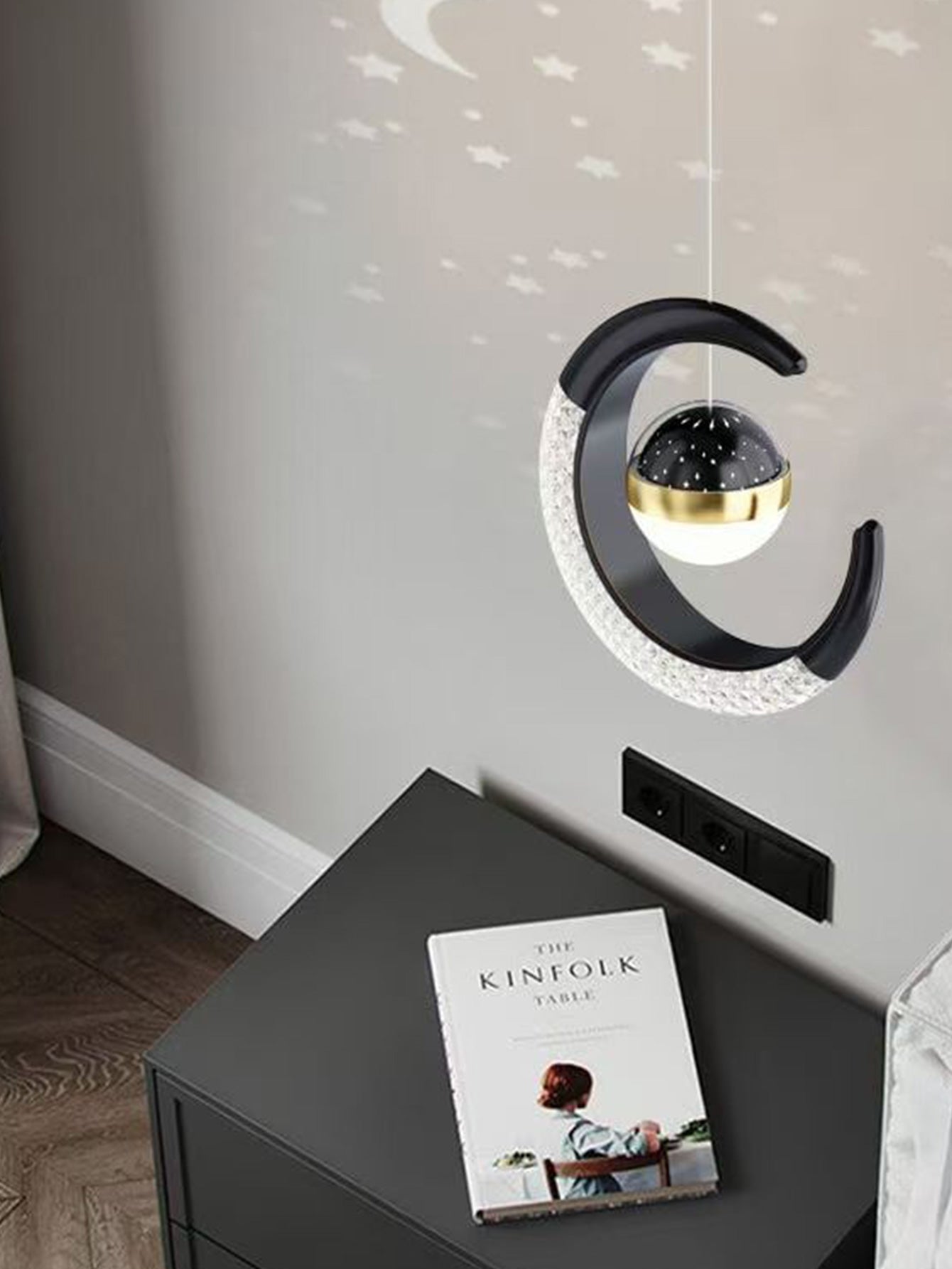 Modern Gold Moon Pendant Chandelier – Adjustable Acrylic Lampshade for Dining Room or Bedroom, High-Translucent Bedside Hanging Lamp with Elegant Luxury Design