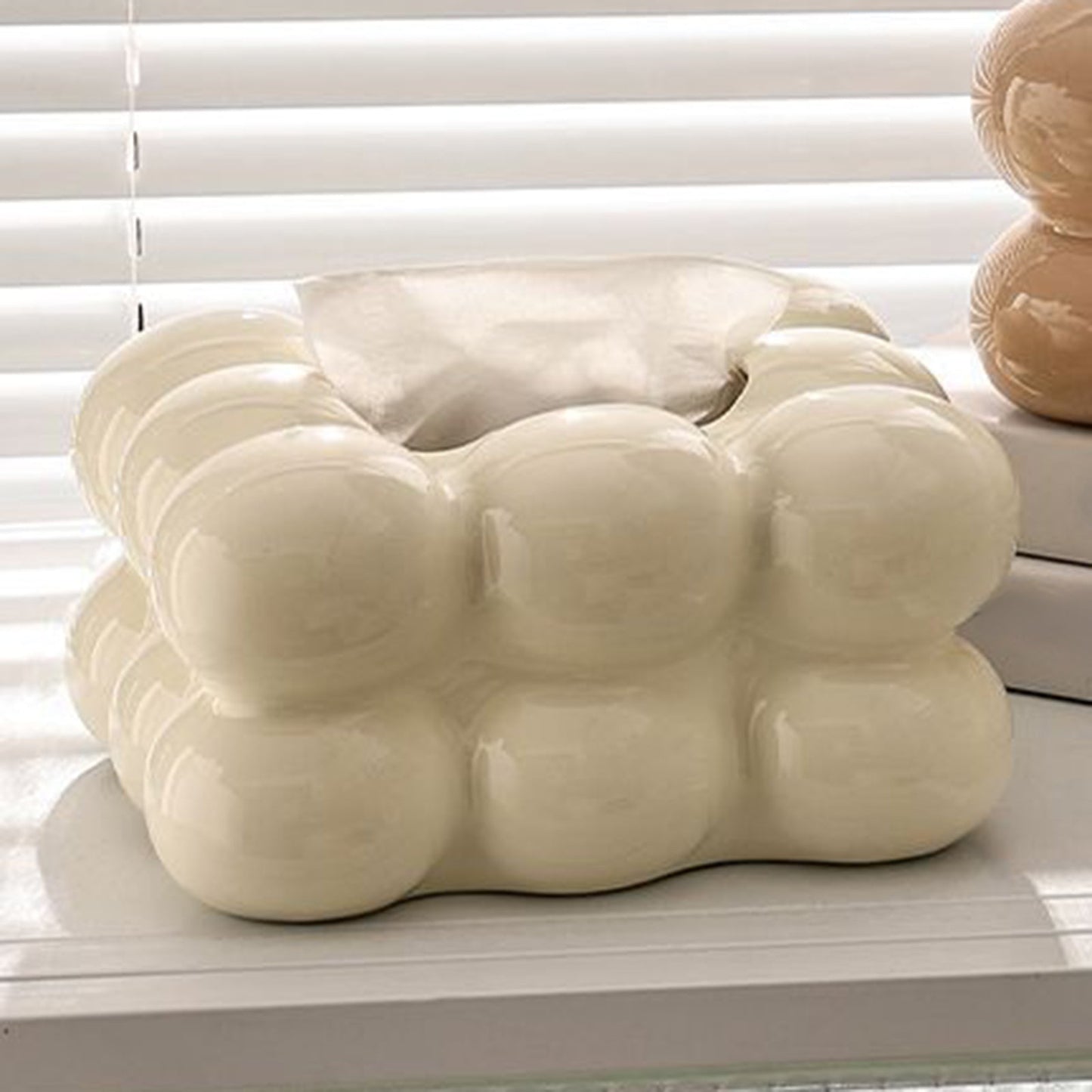 Ceramic Cloud Shaped Facial Tissue Holder – Non-Slip Tissue Box Cover and Dispenser for Living Room, Bathroom, and Kitchen Countertop