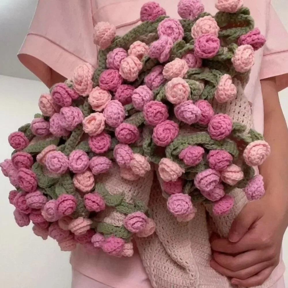 Romantic Crochet Rose Blanket Bouquet – Unique 60cm Handmade Floral Gift for Girlfriend, Anniversary, or Valentine’s Day Surprise